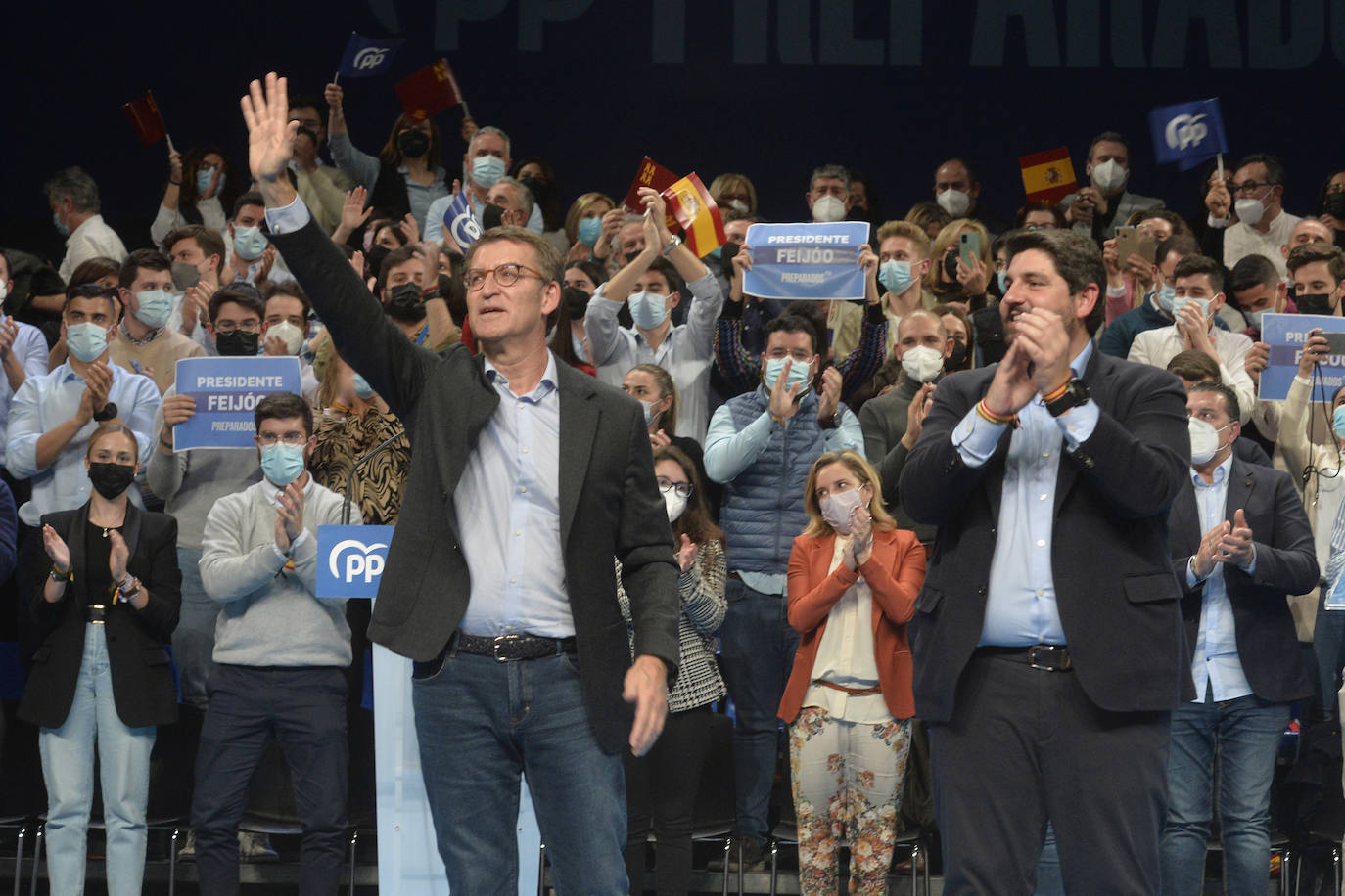 Fotos: Las imágenes del acto de Feijóo en el Teatro Circo de Murcia