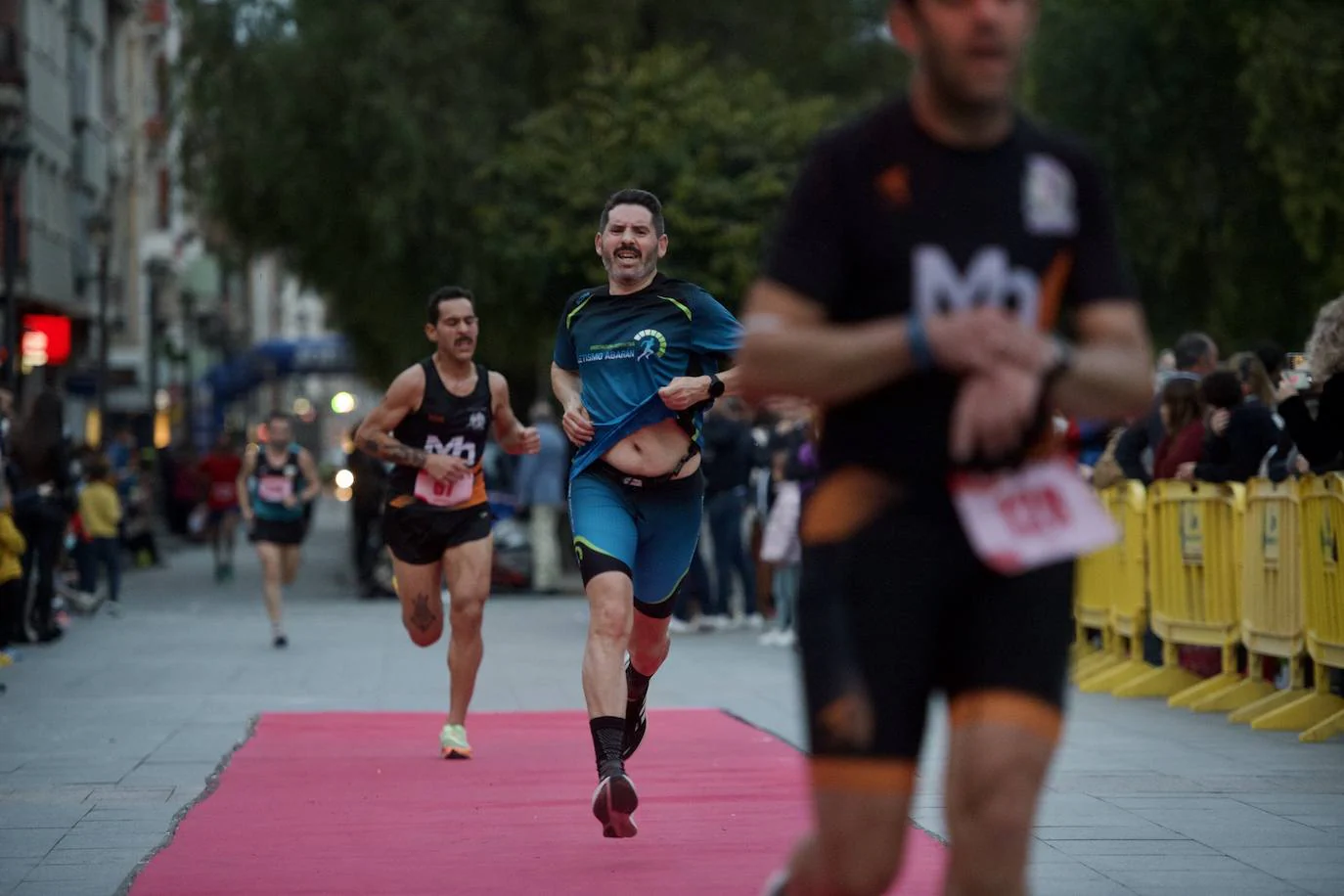 Fotos: Las mejores imágenes de la carrera 10K Floración de Cieza 2022