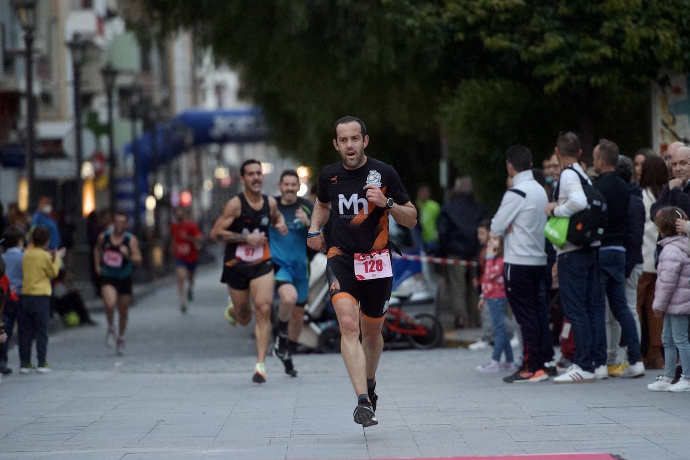 Fotos: Las mejores imágenes de la carrera 10K Floración de Cieza 2022