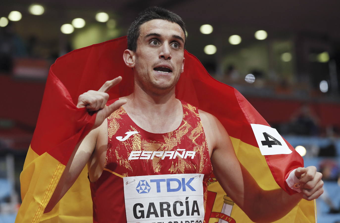 Fotos: El oro de Mariano García en el Mundial de Belgrado de 800 m en pista cubierta