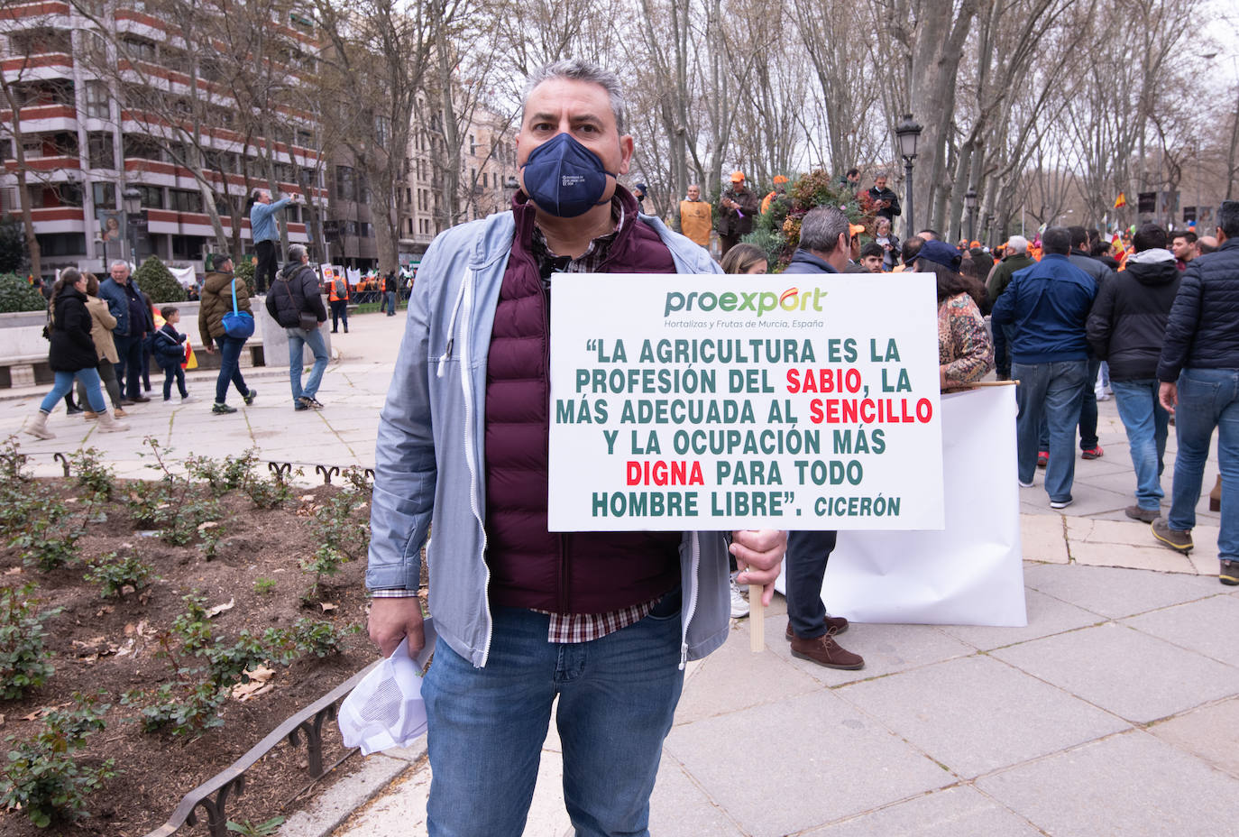 Fotos: Agricultores, ganaderos y cazadores murcianos participan en la manifestación de Madrid