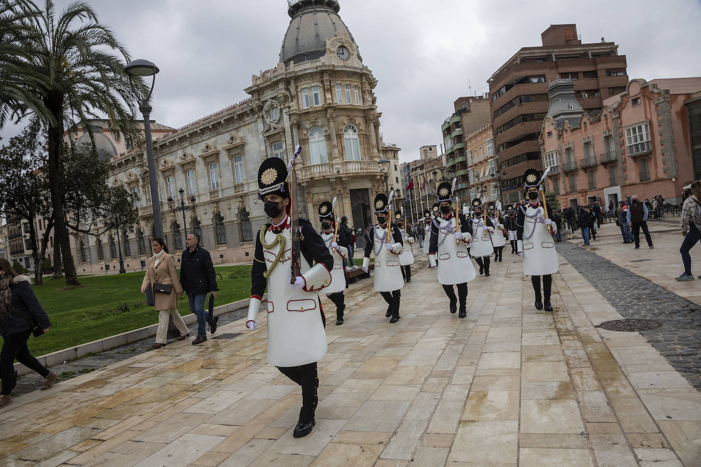 Fotos: Los marrajos honran a José Luis Sáez en Héroes de Cavite
