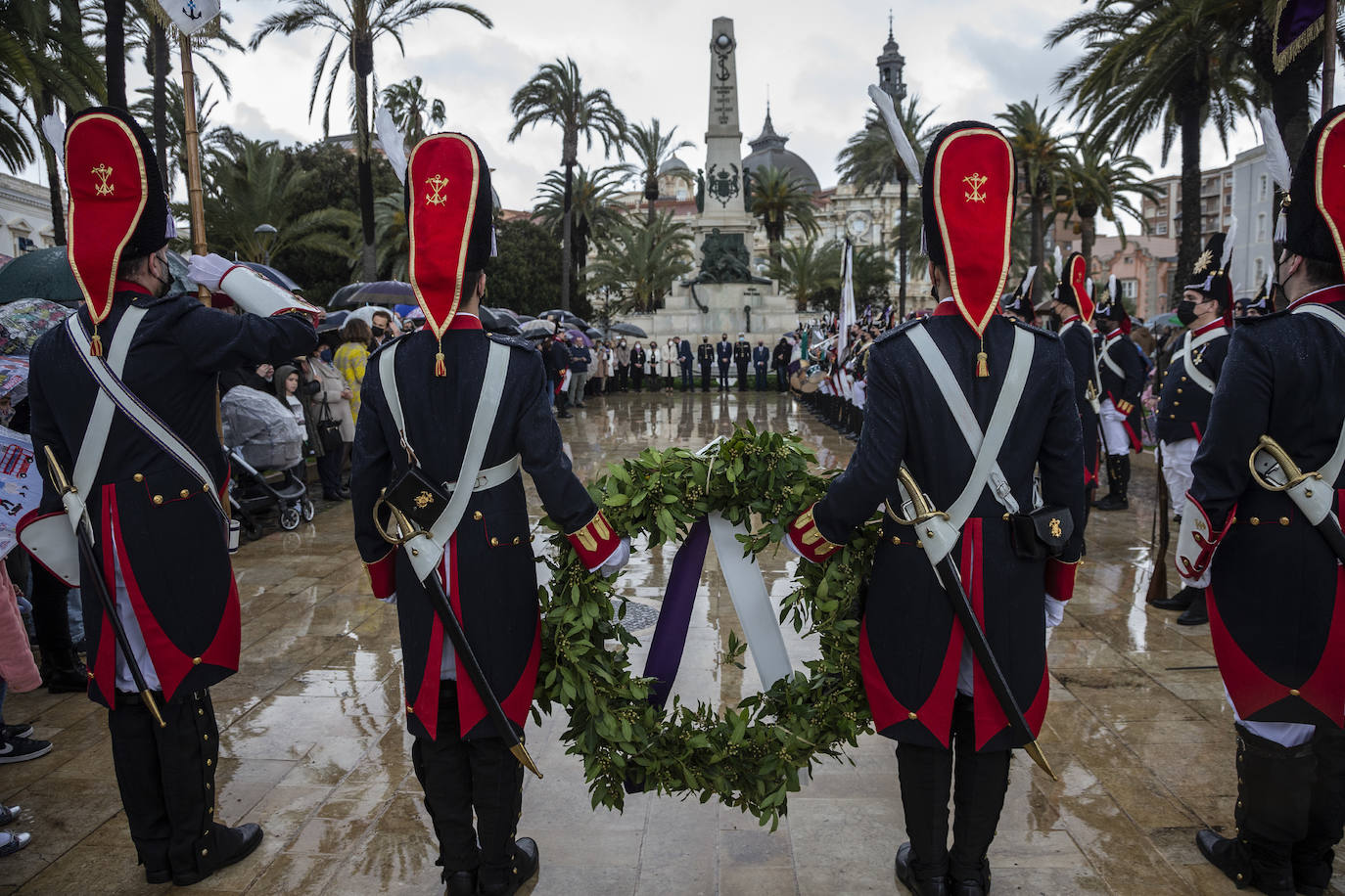 Fotos: Los marrajos honran a José Luis Sáez en Héroes de Cavite