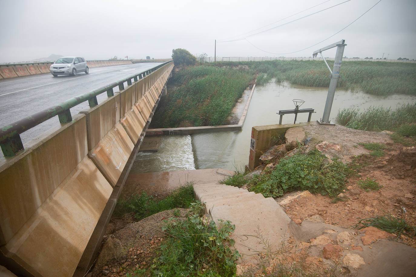 Fotos: La lluvia provoca desprendimientos, caminos inundados y carreteras cortadas en varios puntos de la Región
