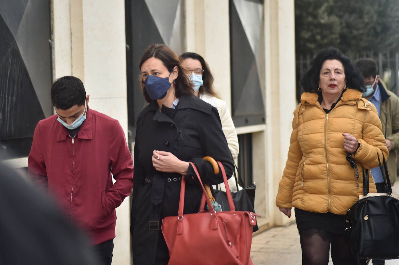 Fotos: Arranca el juicio contra los jóvenes acusados de causar daños en las vías del tren a su paso por Murcia