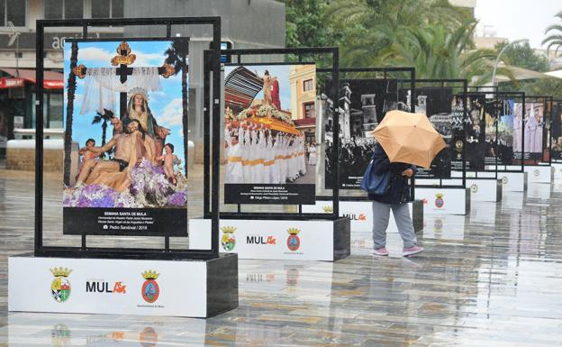 Exposición de la Semana Santa inaugurada este viernes en la avenida de la Libertad de Murcia.