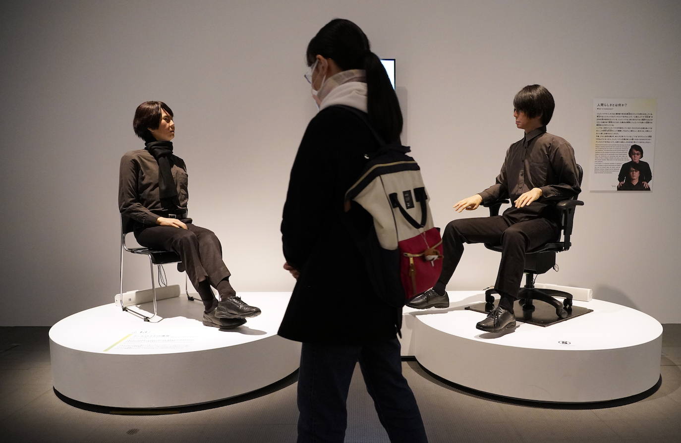 Fotos: Robots y humanos