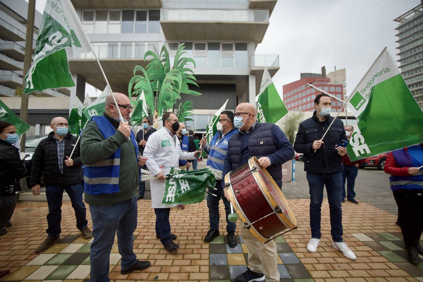 Fotos: Concentración de Satse contra los recortes en los refuerzos Covid