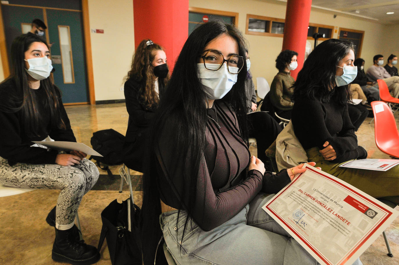 Fotos: Veinticinco alumnas de la UMU reciben las becas &#039;Piedad de la Cierva&#039;