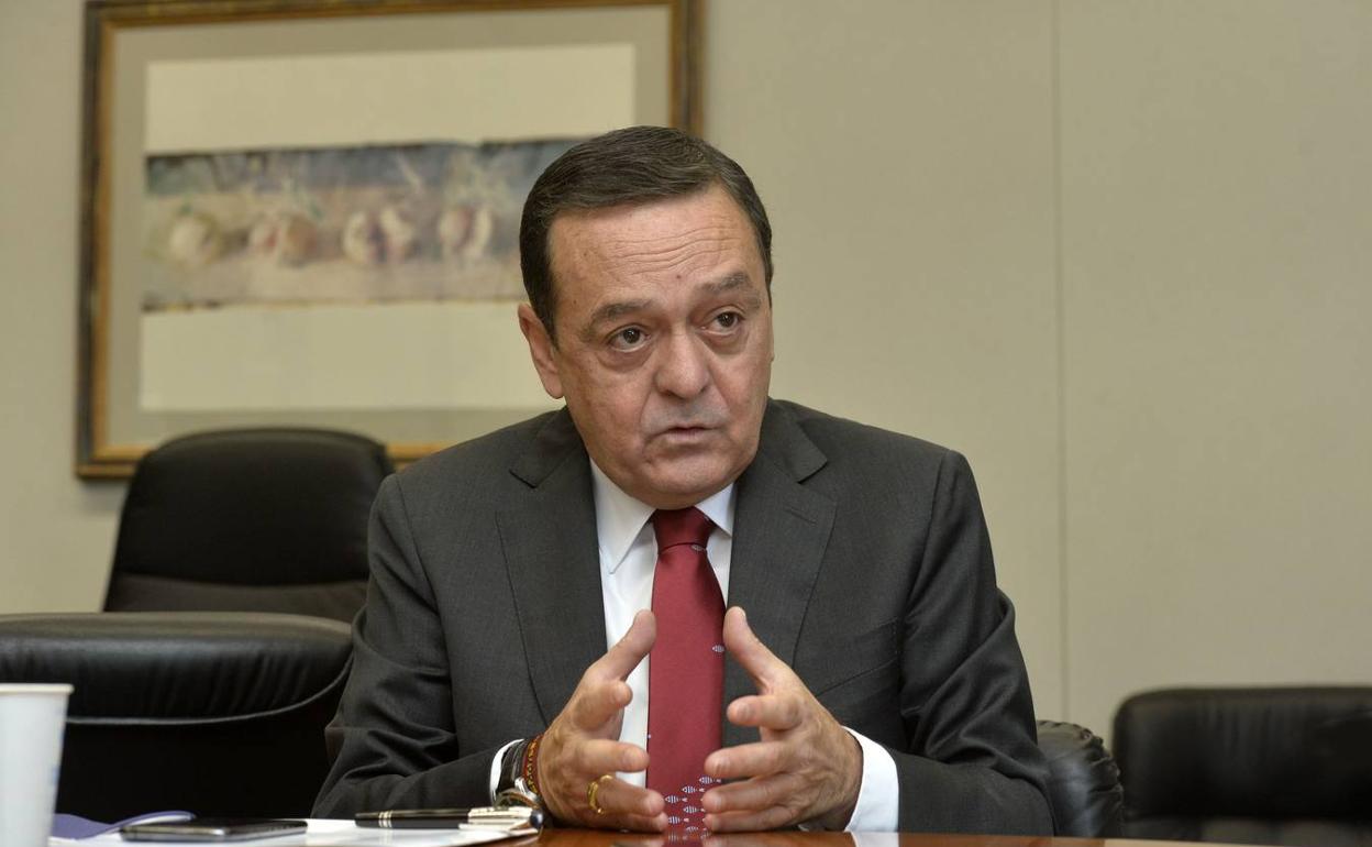 José María Albarracín, en su despacho en la sede de Croem. 