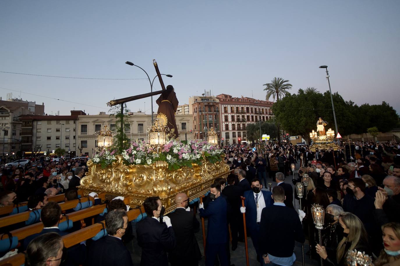 Fotos: La Verónica, en su 25 aniversario, acompaña al Jesús del Gran Poder