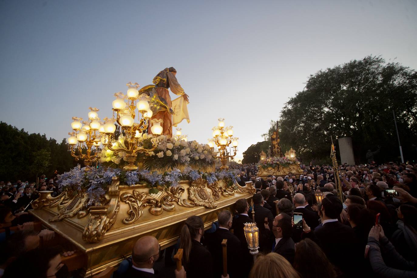 Fotos: La Verónica, en su 25 aniversario, acompaña al Jesús del Gran Poder