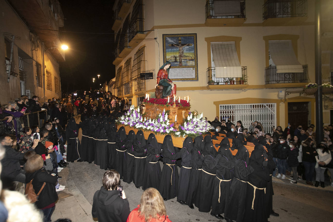 Fotos: Madrugada de emociones en Cartagena con la Cofradía del Socorro