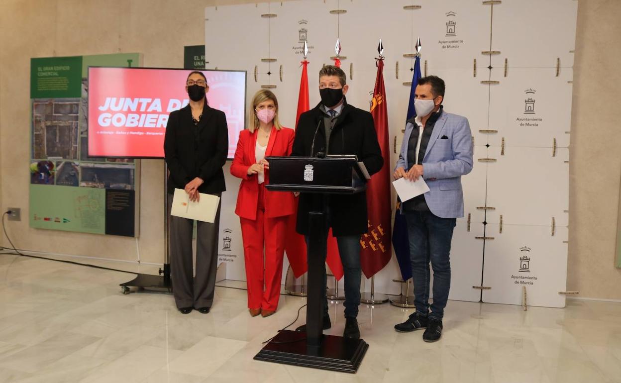 Rueda de prensa tras la Junta de Gobierno del Ayuntamiento de Murcia.