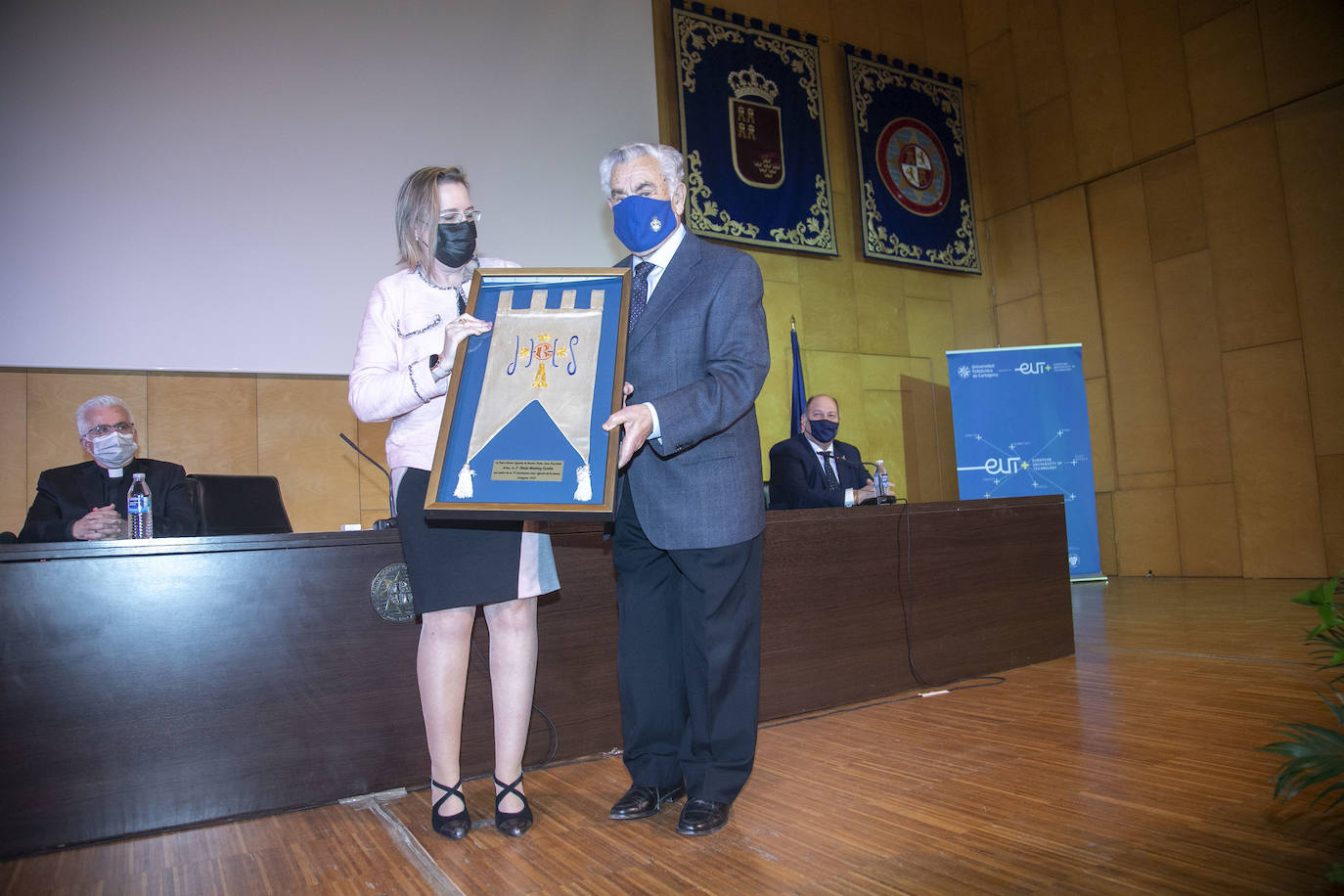 Fotos: El Cabildo de las Monas de la Cofradía del Resucitado de Cartagena, en imágenes