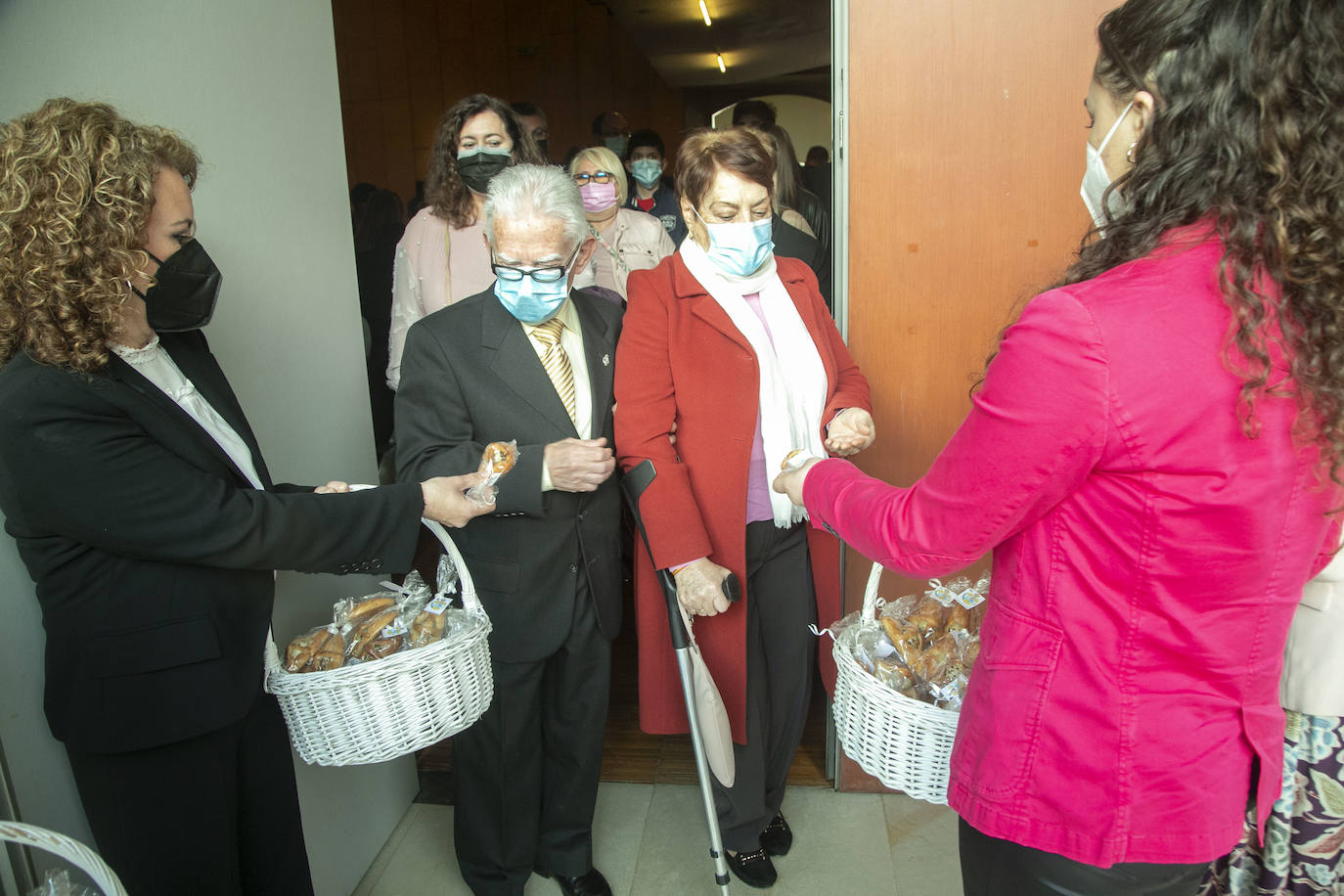 Fotos: El Cabildo de las Monas de la Cofradía del Resucitado de Cartagena, en imágenes