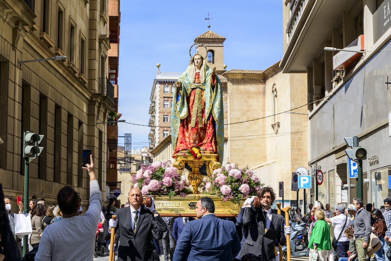 Fotos: El traslado de la Virgen del Primer Dolor en Murcia, en imágenes