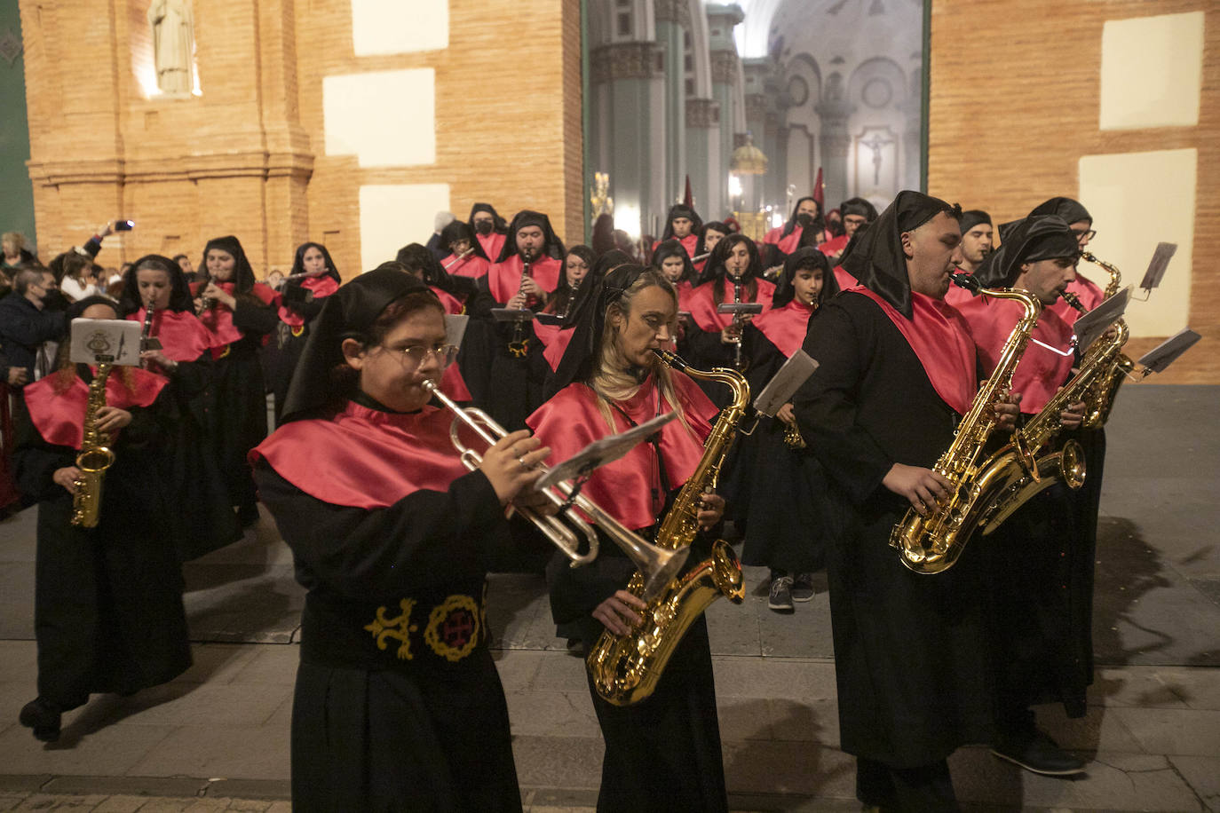 Fotos: Primer desfile de la Cofradía California en la Semana Santa de Cartagena 2022