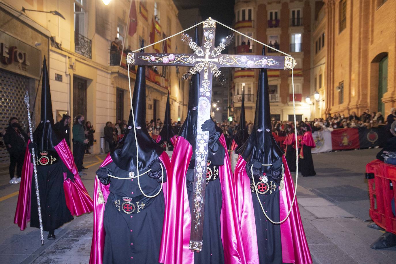 Fotos: Primer desfile de la Cofradía California en la Semana Santa de Cartagena 2022