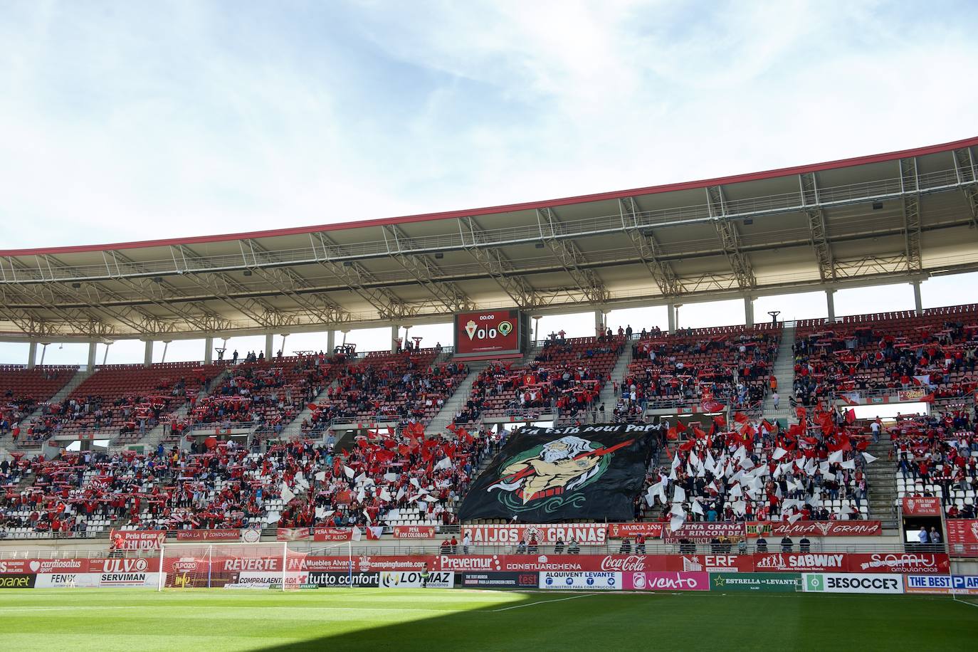 Fotos: Búscate en el Enrique Roca en el empate del Real Murcia frente al Hércules