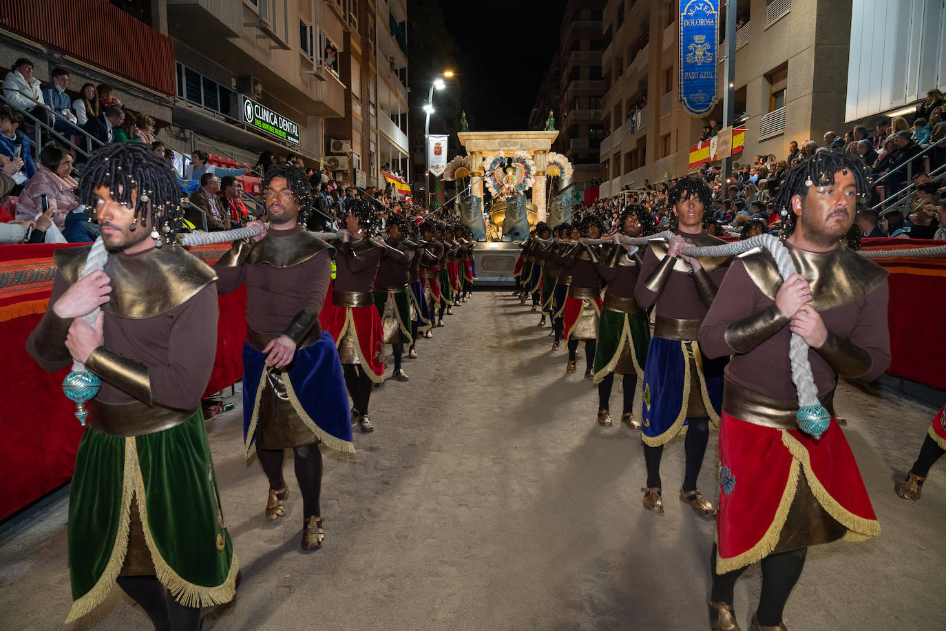 Fotos: El pueblo hebreo llena de júbilo la carrera en la noche del Domingo de Ramos en Lorca