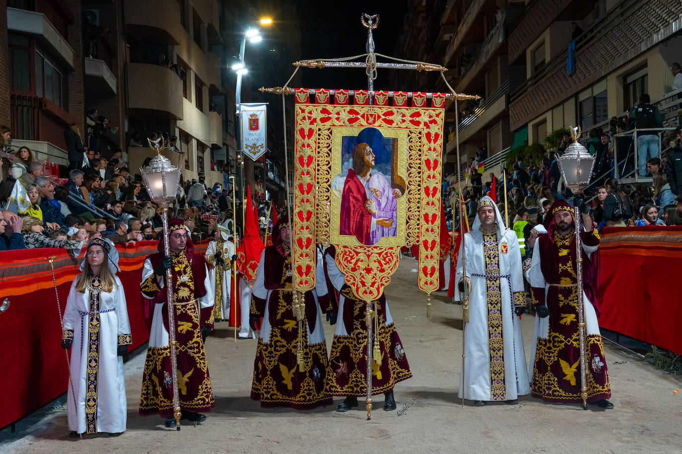 Fotos: El pueblo hebreo llena de júbilo la carrera en la noche del Domingo de Ramos en Lorca