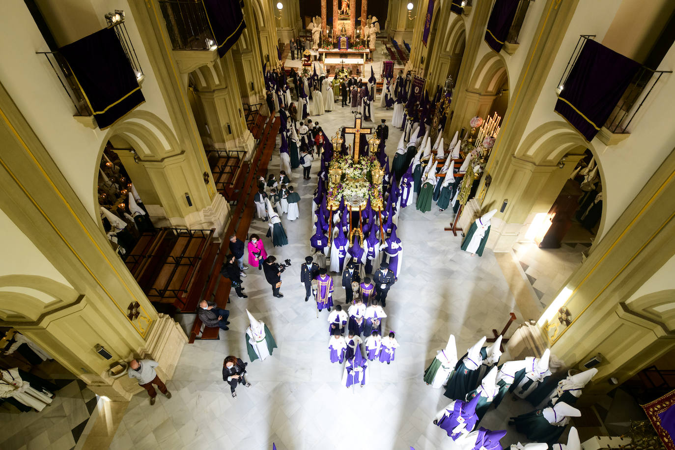 Fotos: La procesión del Rescate de Martes Santo, en imágenes