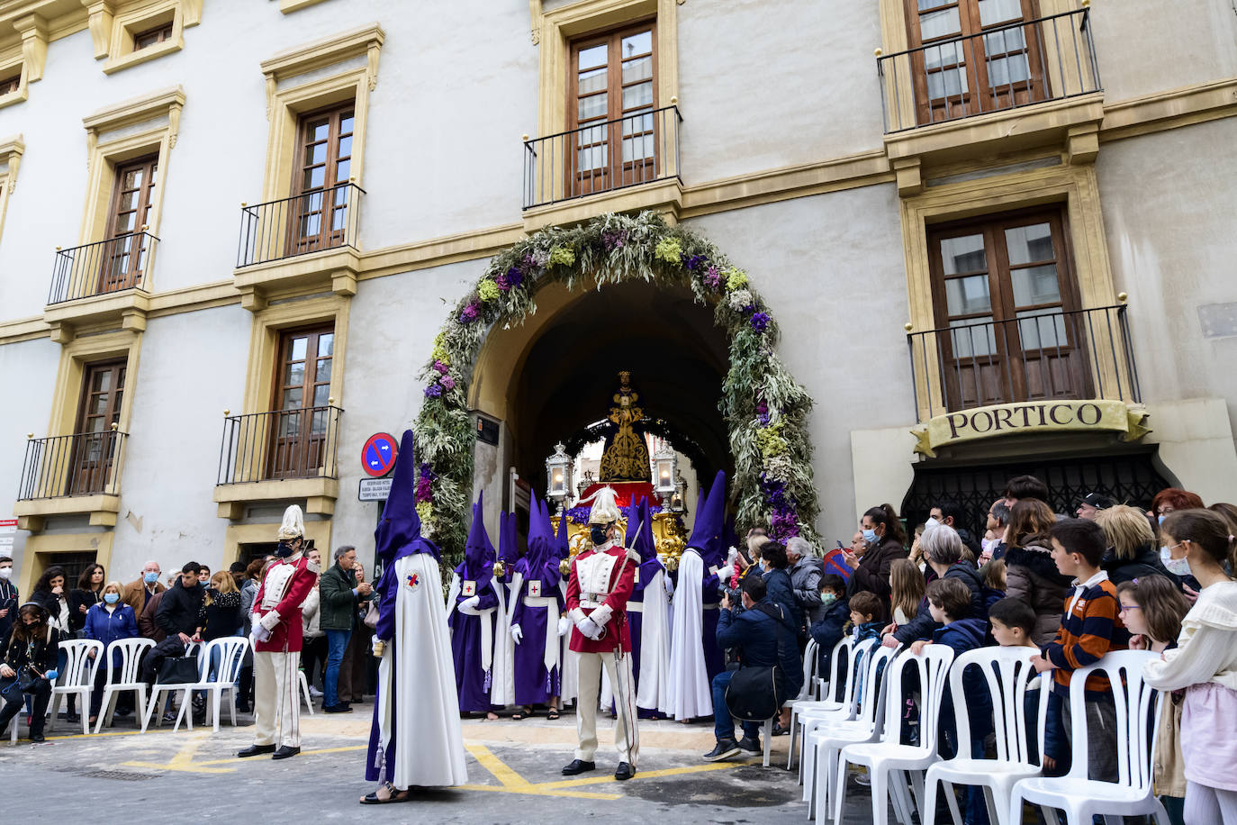 Fotos: La procesión del Rescate de Martes Santo, en imágenes