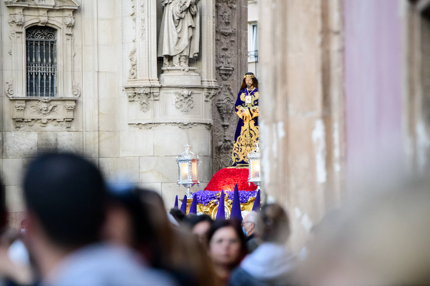 Fotos: La procesión del Rescate de Martes Santo, en imágenes