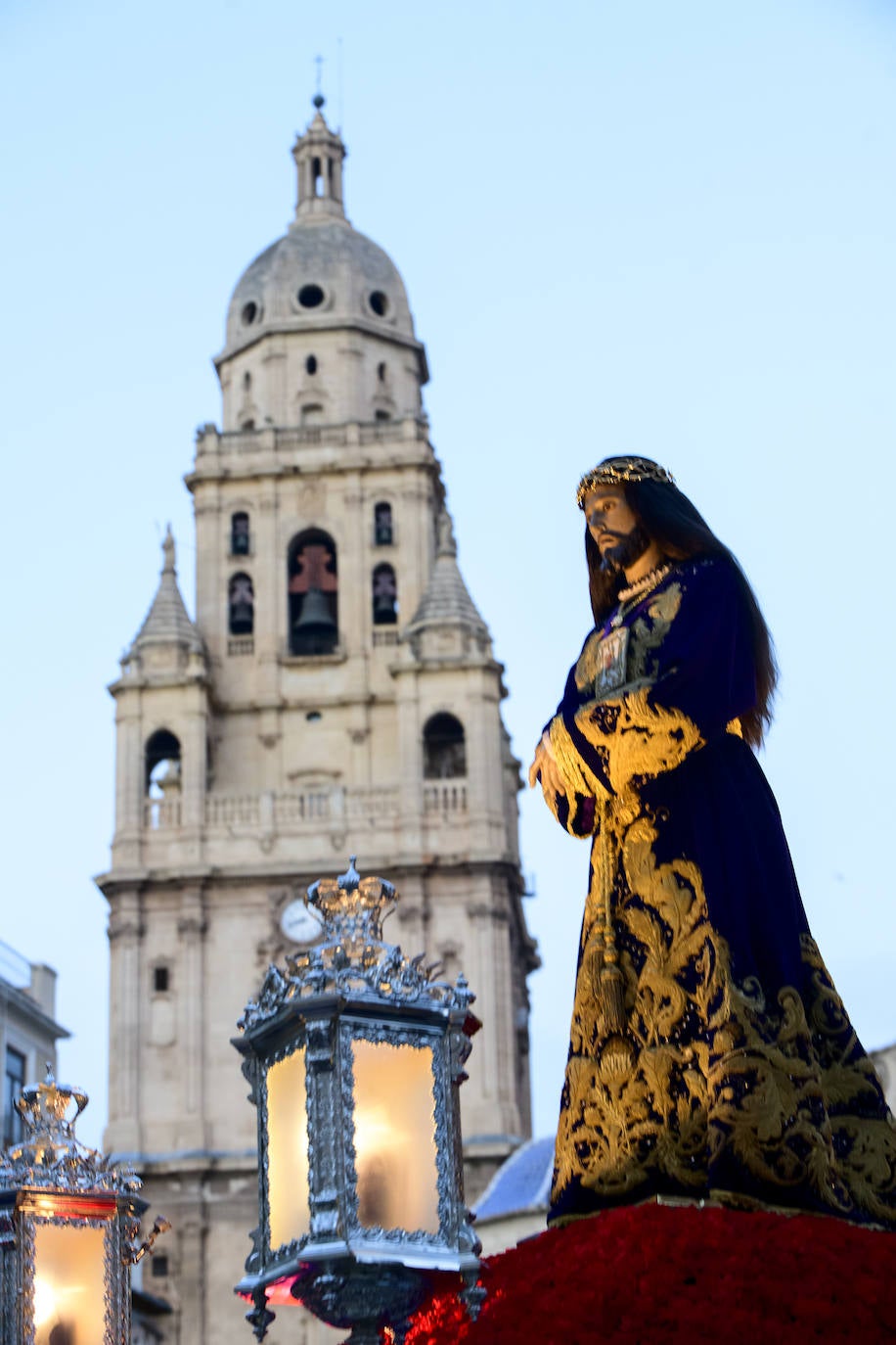 Fotos: La procesión del Rescate de Martes Santo, en imágenes