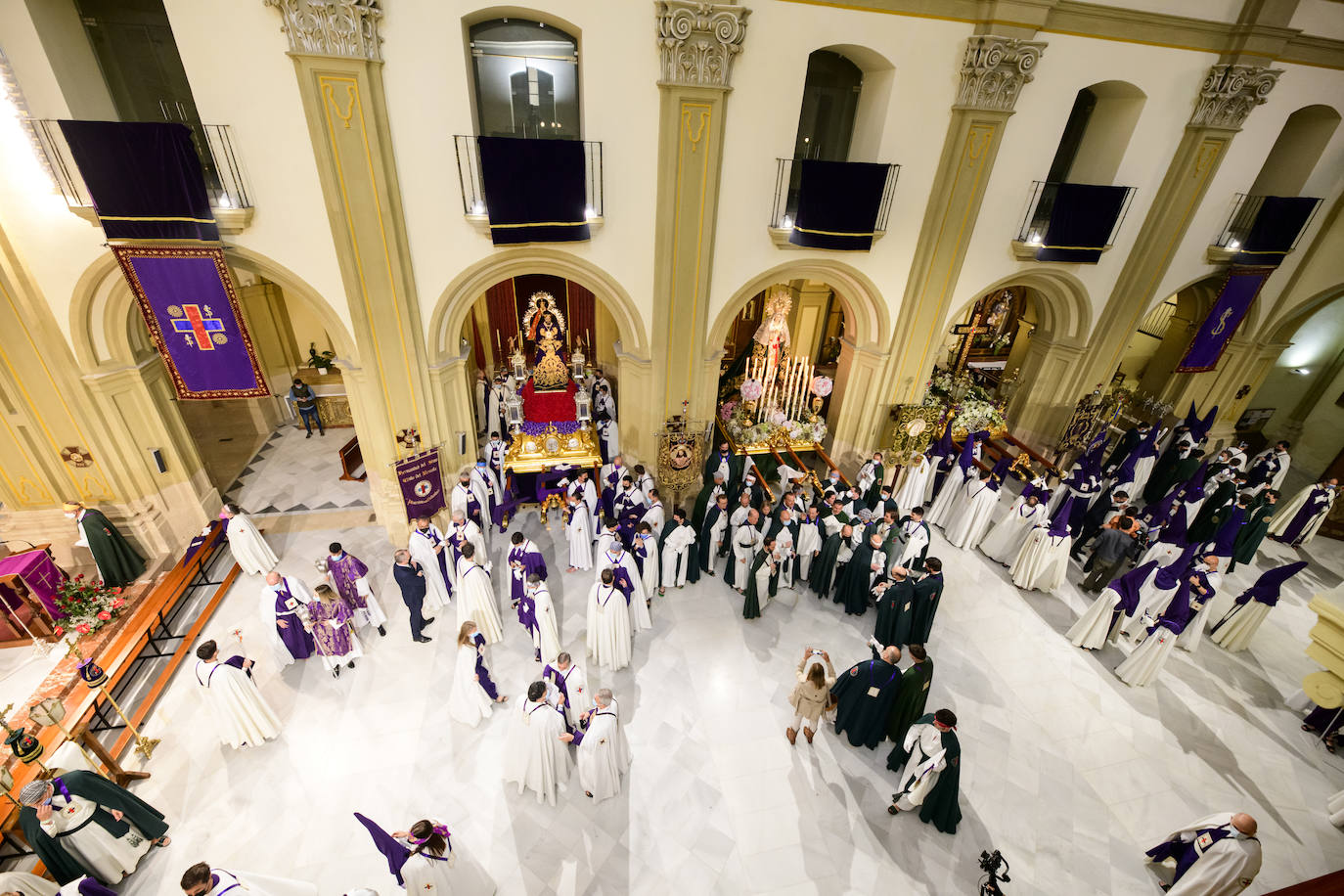 Fotos: La procesión del Rescate de Martes Santo, en imágenes