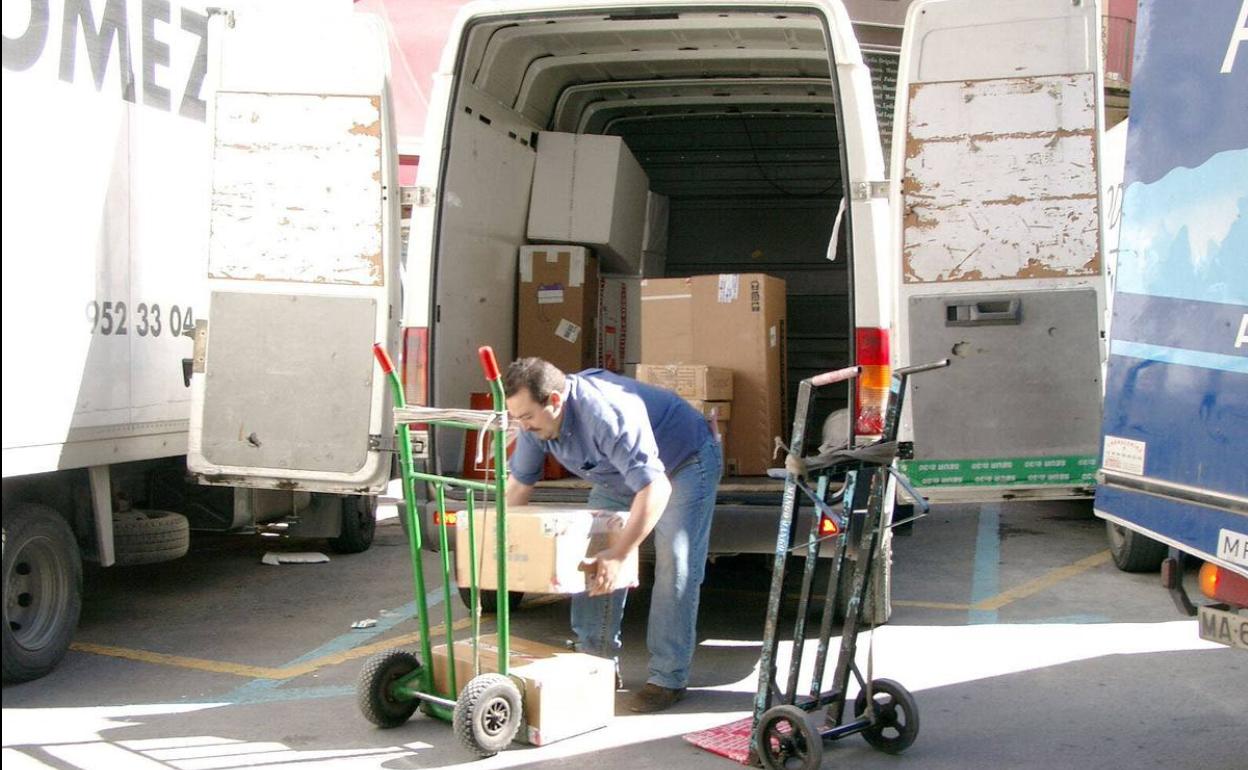 Un repartidor en una imagen de archivo. 