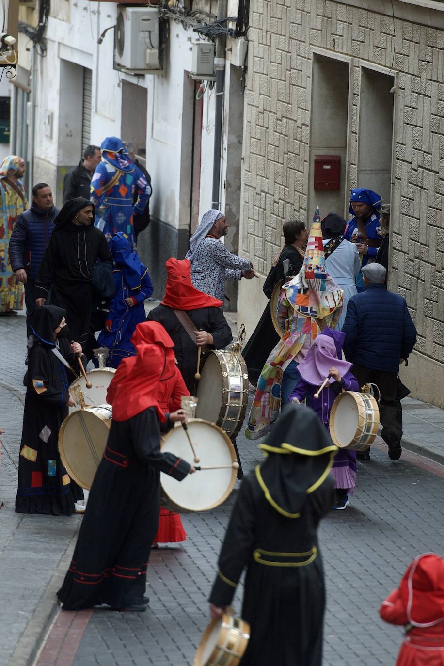 Fotos: Los tambores vuelven a las calles de Moratalla en el Jueves Santo