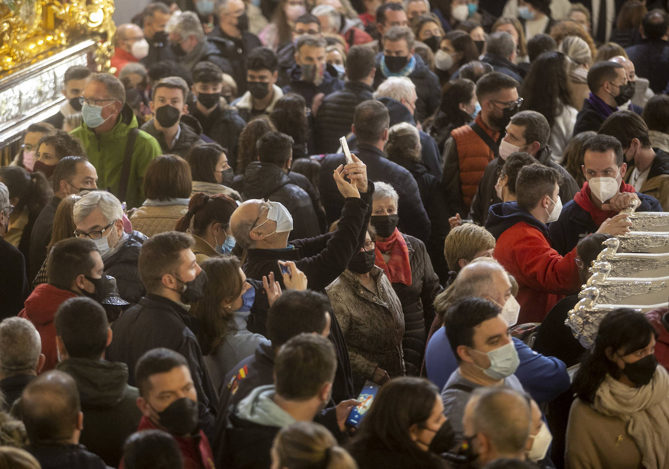 Fotos: Salve al Primer Dolor, único consuelo para los californios