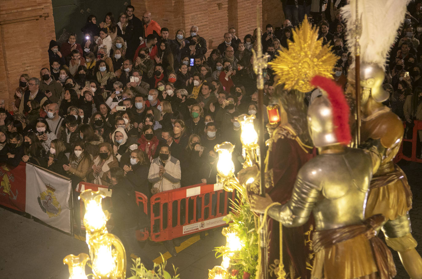 Fotos: Salve al Primer Dolor, único consuelo para los californios