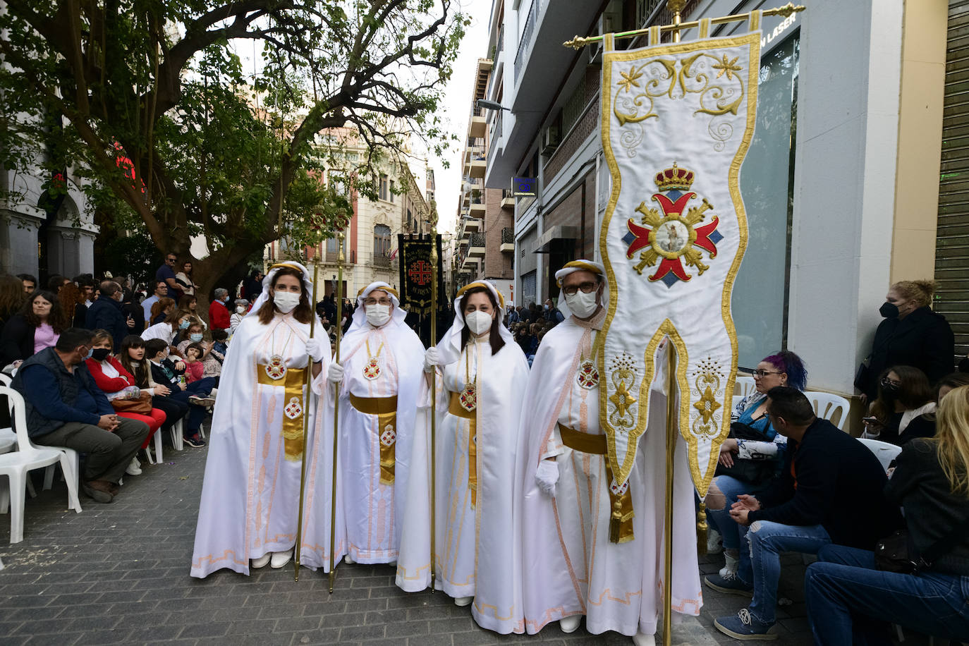 Fotos: Las cofradías de Servitas, el Santo Sepulcro y la Misericordia cierra el Viernes Santo