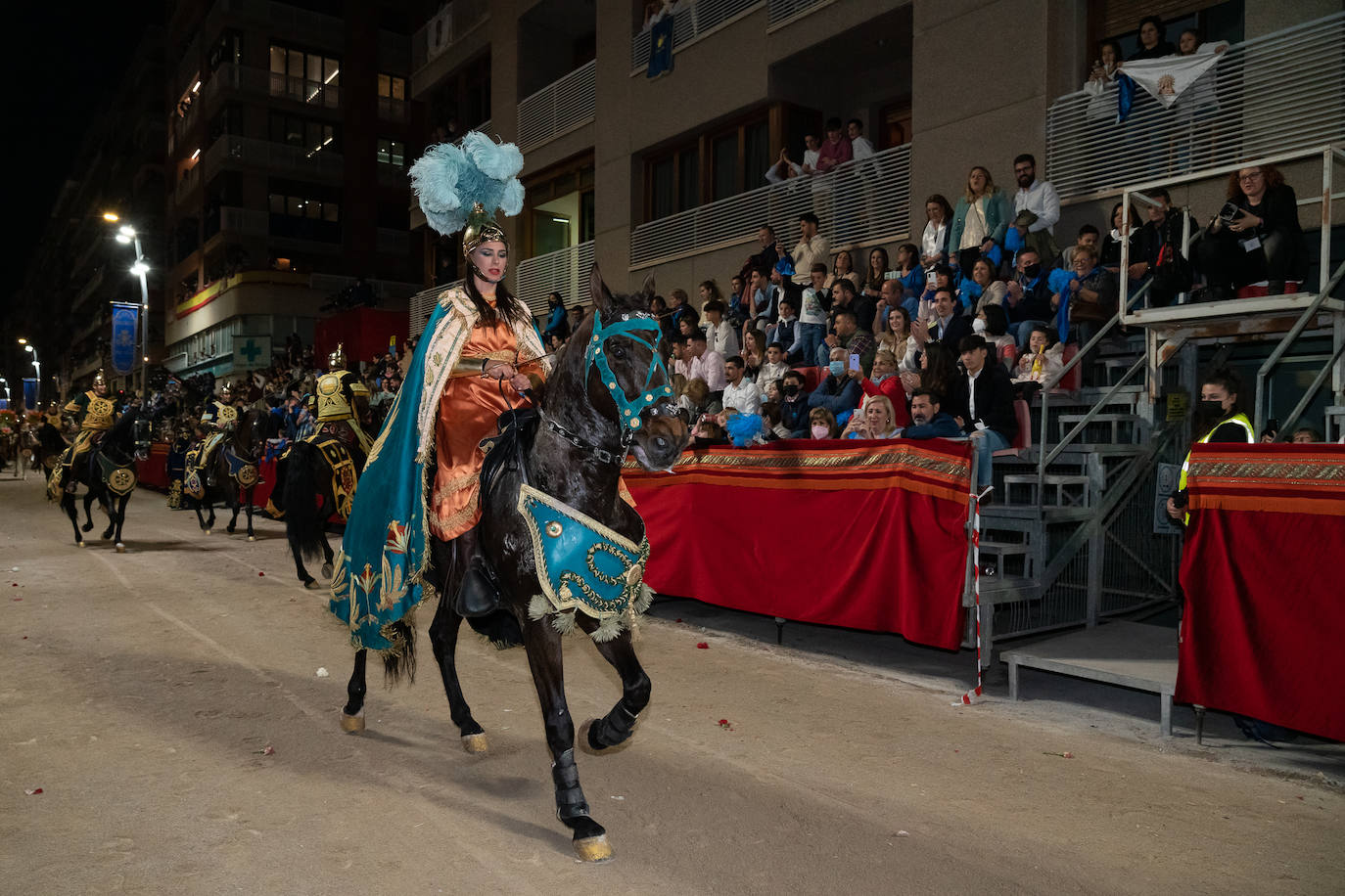 Fotos: Desfile bíblico-pasional del Viernes Santo en Lorca