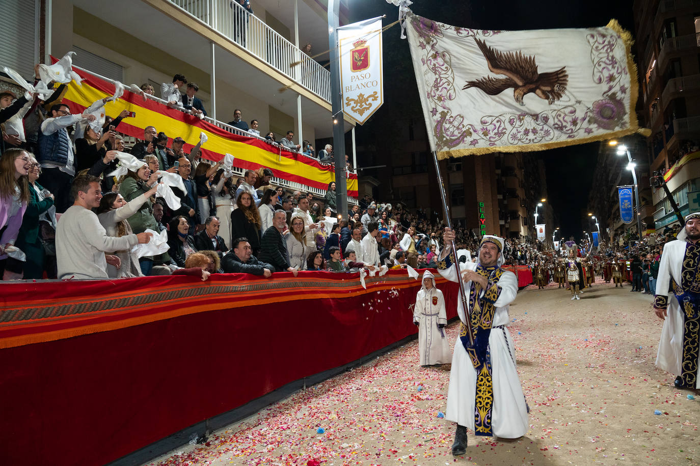 Fotos: Desfile bíblico-pasional del Viernes Santo en Lorca