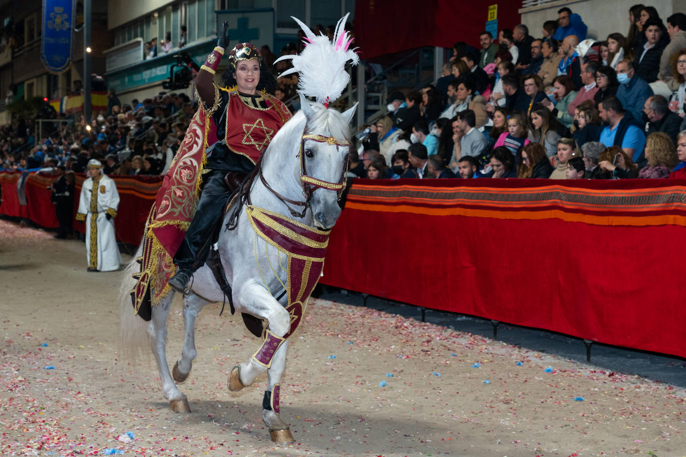 Fotos: Desfile bíblico-pasional del Viernes Santo en Lorca