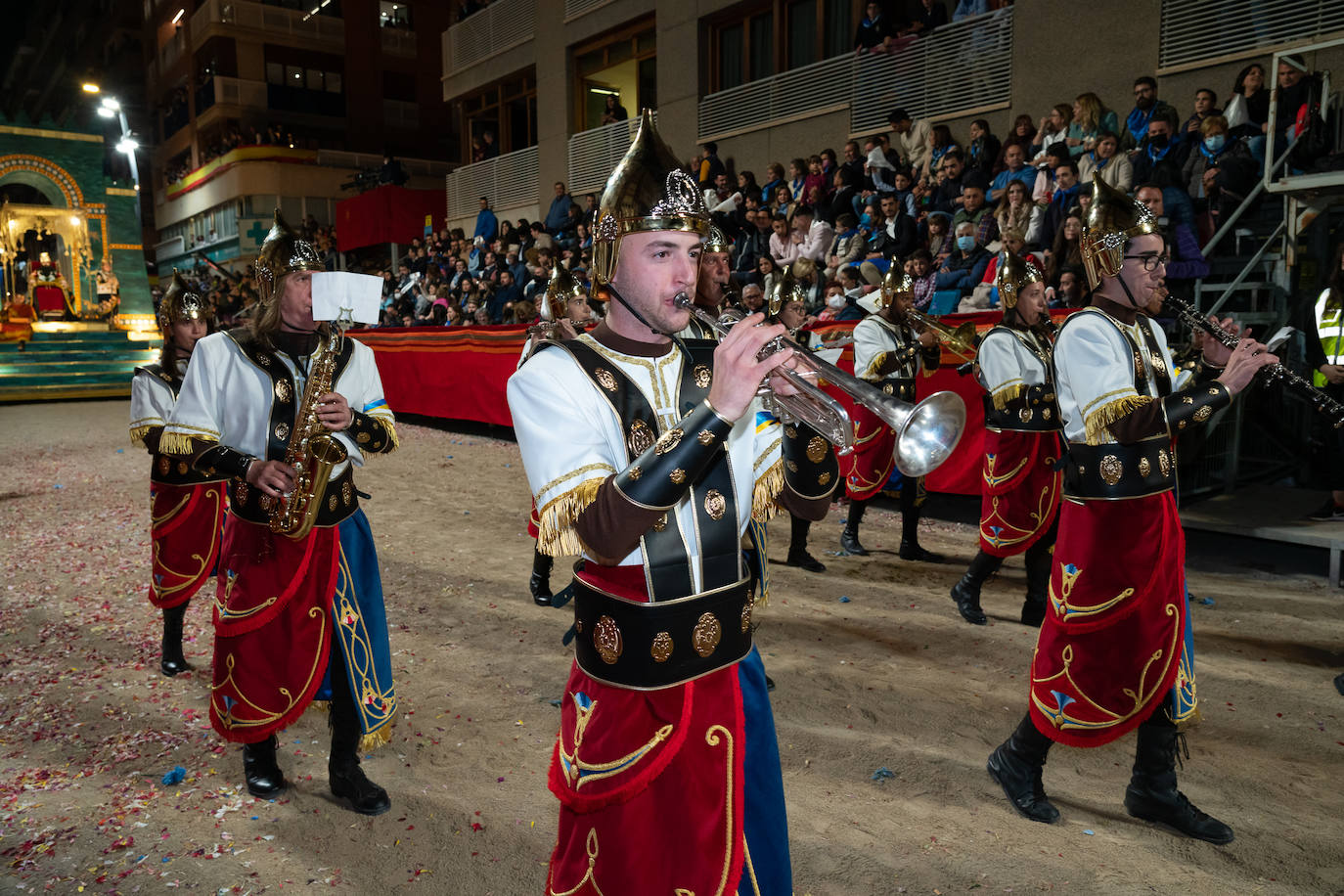 Fotos: Desfile bíblico-pasional del Viernes Santo en Lorca