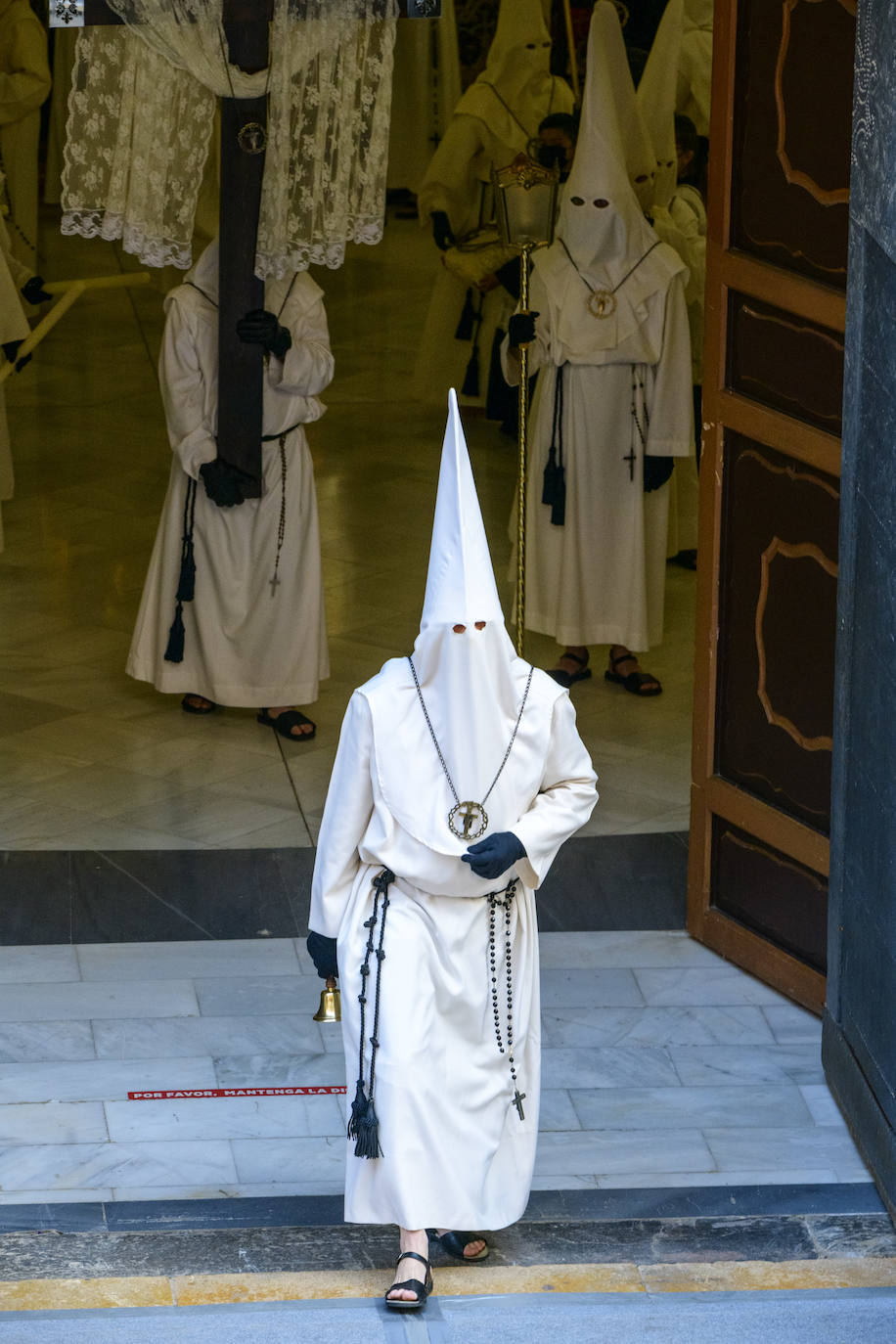 Fotos: La procesión del Yacente de Sábado Santo en Murcia, en imágenes