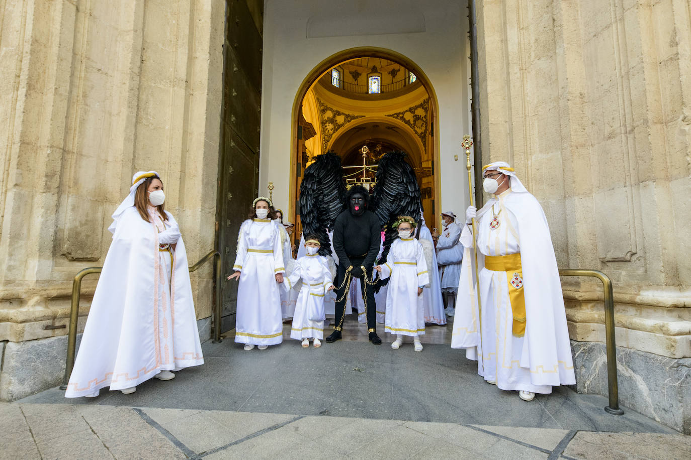 Fotos: La procesión del Resucitado cierra la Semana Santa murciana