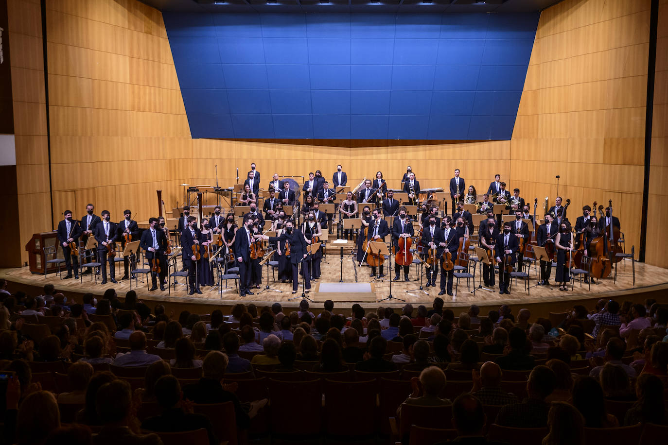 Fotos: Gran ovación a la Orquesta de Jovénes de la Región al interpretar &#039;La gran puerta de Kiev&#039;
