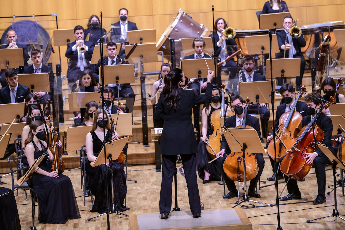 Fotos: Gran ovación a la Orquesta de Jovénes de la Región al interpretar &#039;La gran puerta de Kiev&#039;