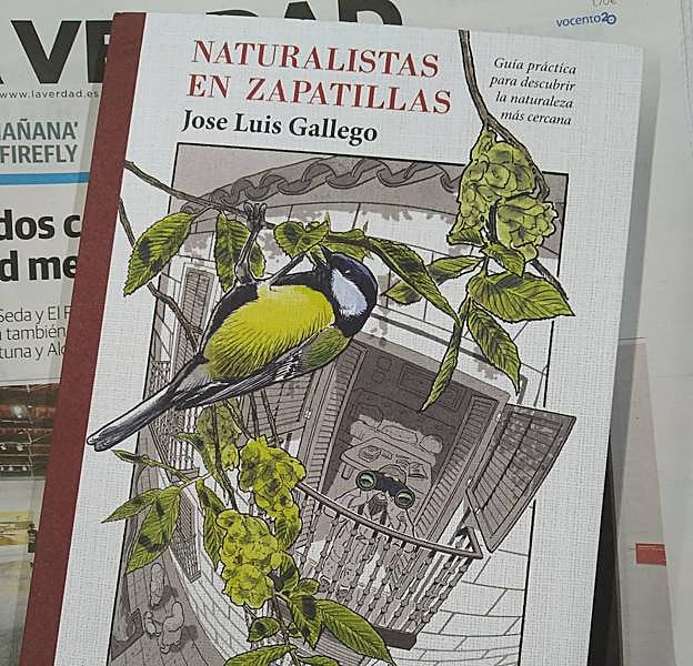 Portada de 'Naturalistas en zapatillas'.