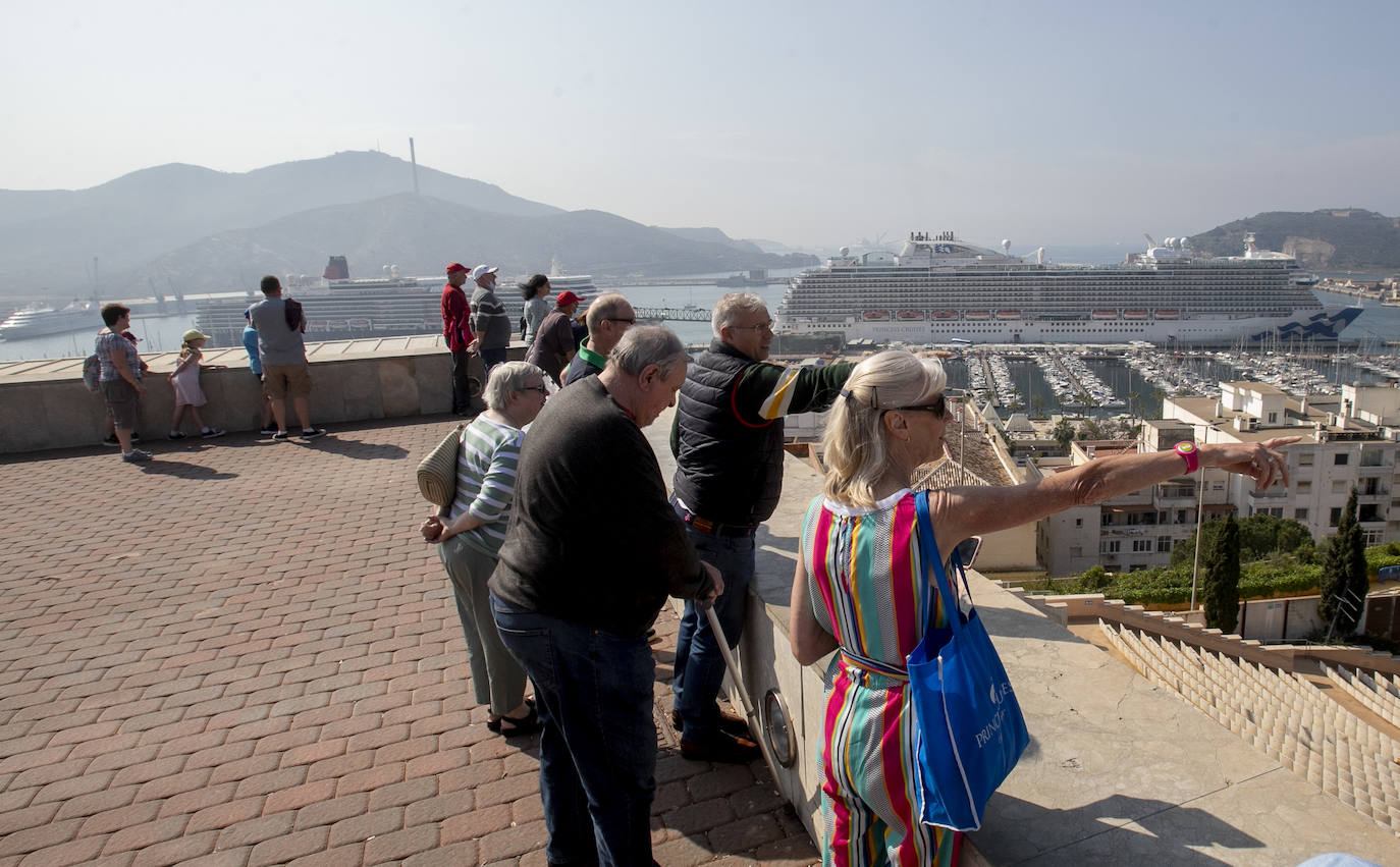Fotos: Triple escala de cruceros en Cartagena
