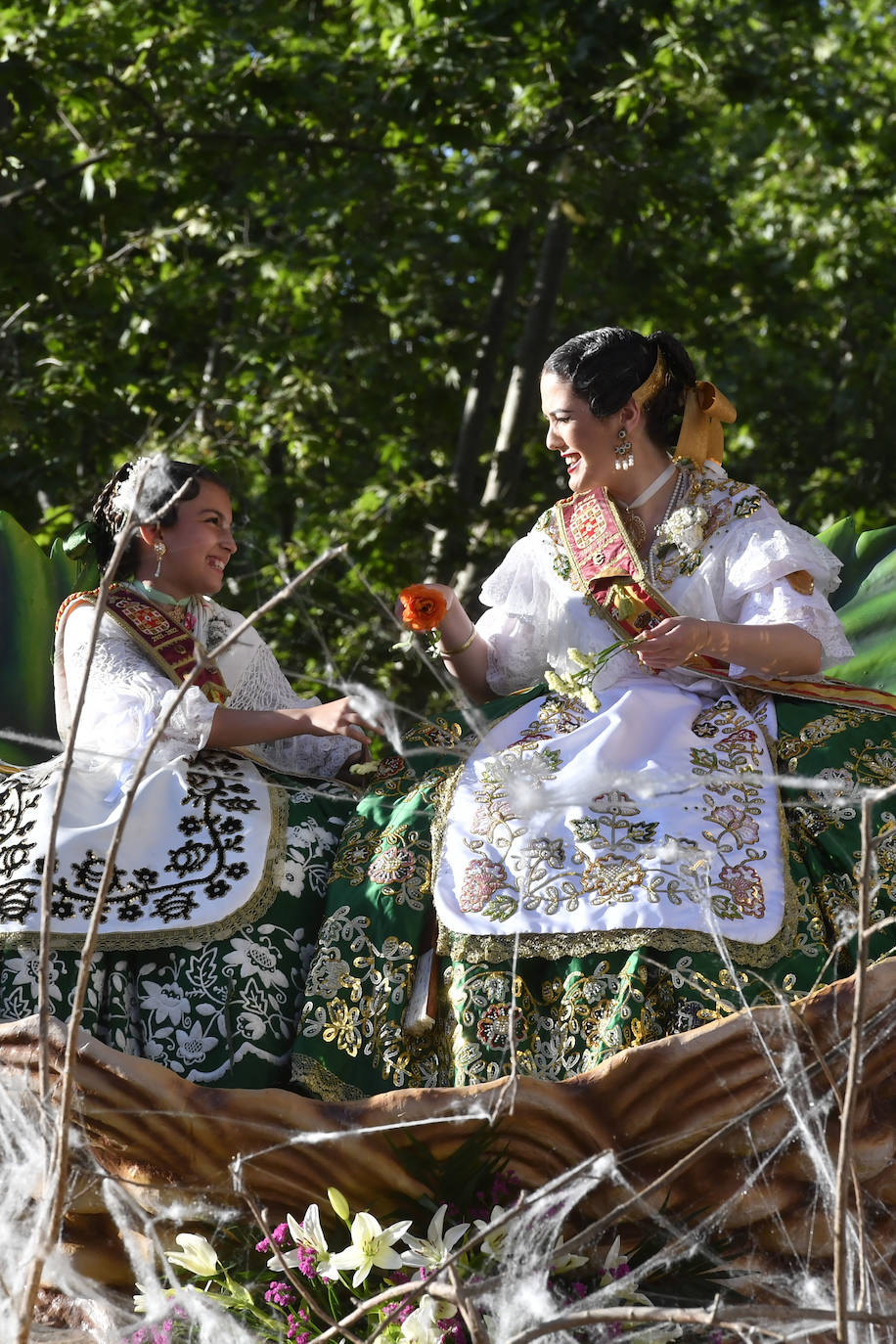 Fotos: Las imágenes del desfile de la Batalla de las Flores 2022
