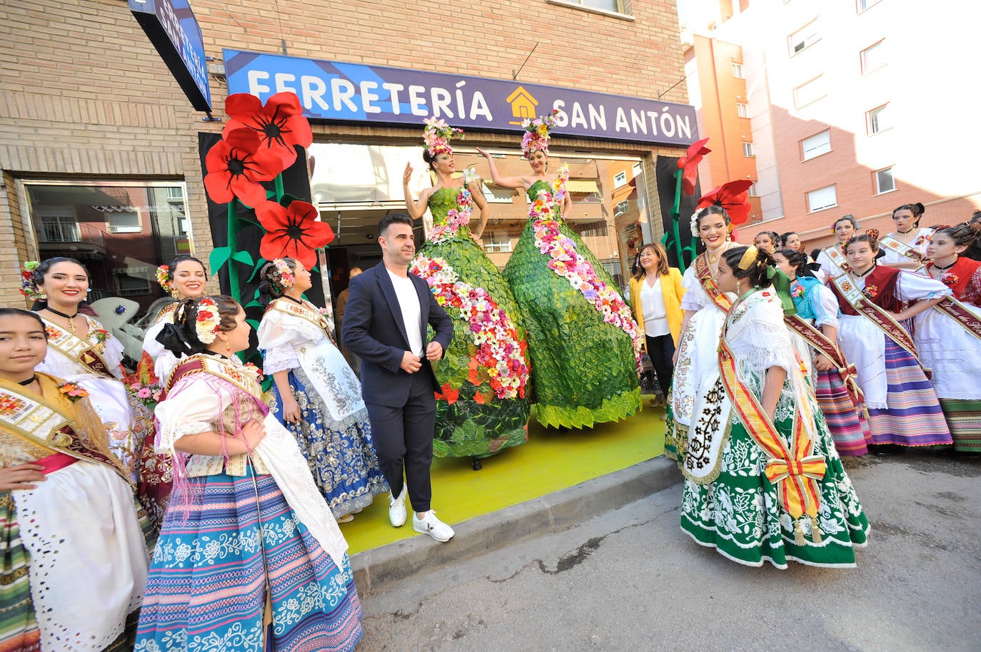 Fotos: La ferretería San Antón de Murcia celebra Fiesta de los Buñuelos