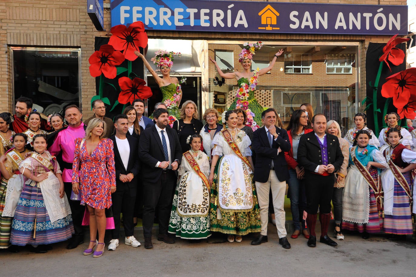 Fotos: La ferretería San Antón de Murcia celebra Fiesta de los Buñuelos