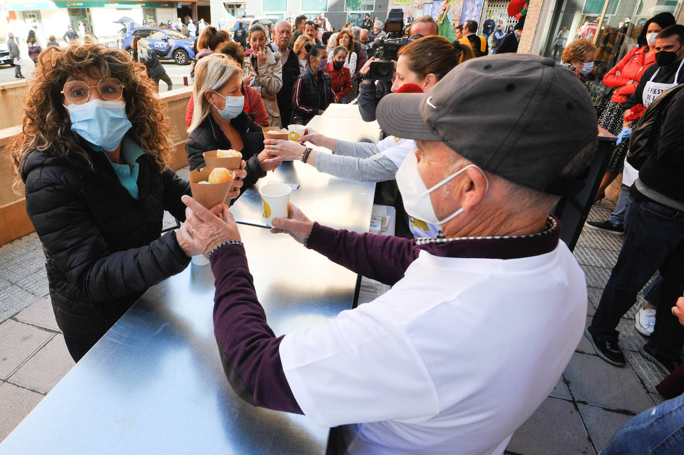 Fotos: La ferretería San Antón de Murcia celebra Fiesta de los Buñuelos